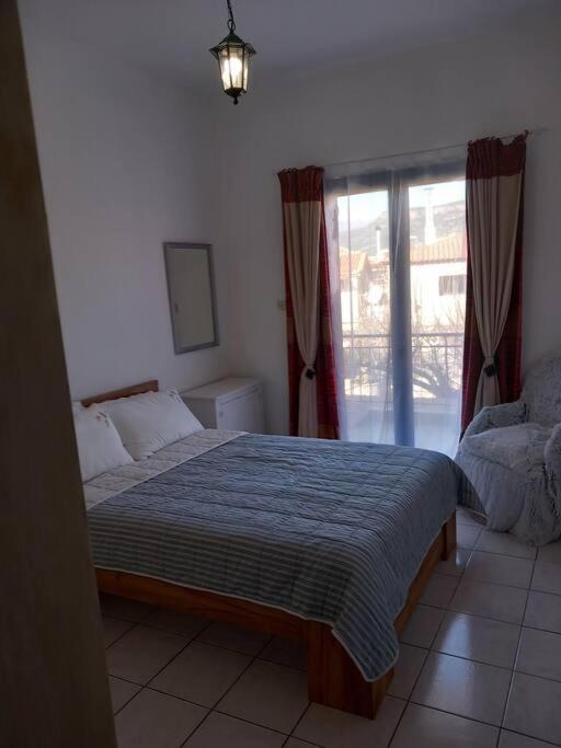 Stoupa Beachside Retro Apartment Εξωτερικό φωτογραφία