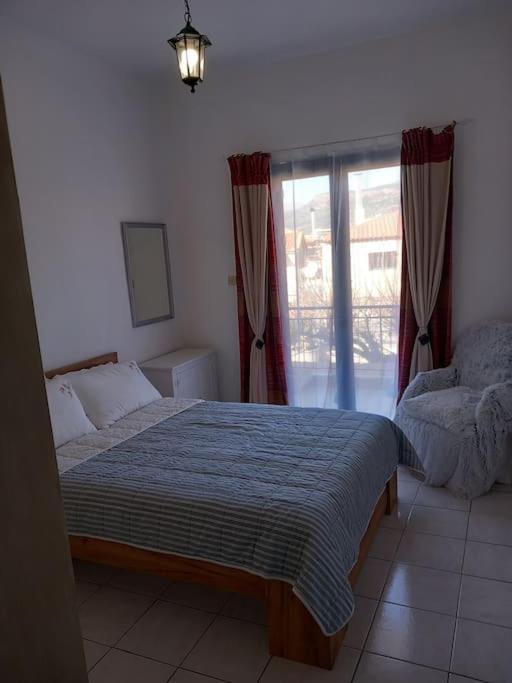 Stoupa Beachside Retro Apartment Εξωτερικό φωτογραφία